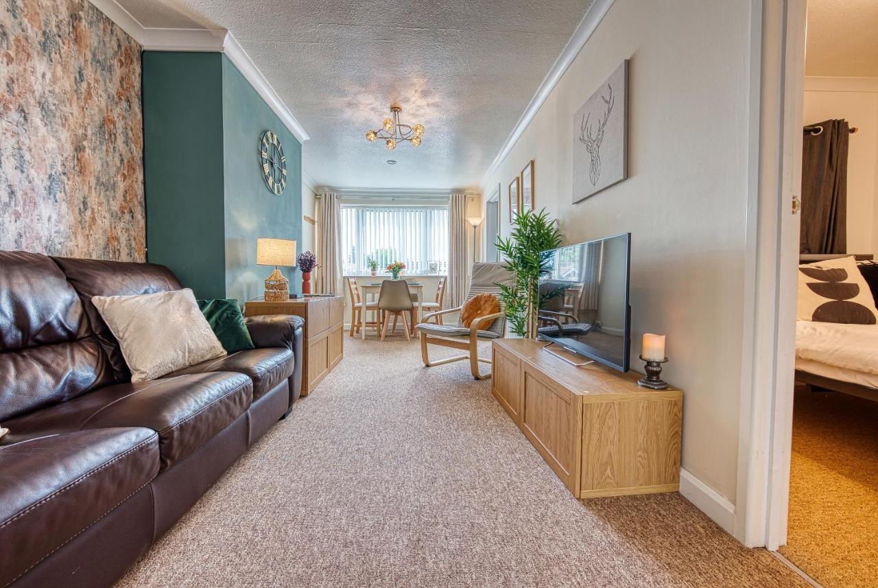 Cosy 3 Bed Apartment In Southam, Sleeps 6 Southam  Exterior foto